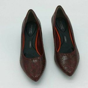 ROCKPORT WOMAN'S KALILA TOTAL MOTION LEATHER PUMP SIZE 7